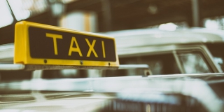 В Саратове таксиста-рецидивиста подозревают в краже крышек от люков