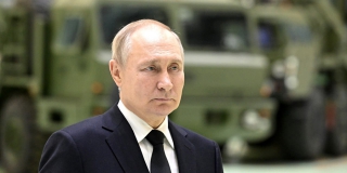 Путин анонсировал отсрочку для работающих в сфере ОПК призывников