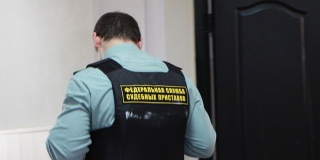 В Энгельсе водителя «БМВ» ограничили в правах на 7 машин из-за долга за ДТП В Энгельсе водителя «БМВ» ограничили в правах на 7 машин из-за долга за ДТП