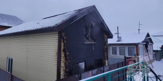 В Пугачеве пьяный курильщик спасся из загоревшегося дома