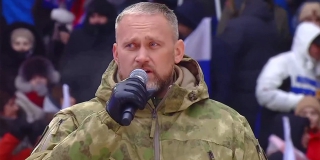 Герой России Александр Белоглазов из Саратовской области выступил на митинге в Москве