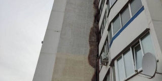 В Балакове загорелась стена 10-этажного дома