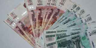 В Саратове с мошенника взыскали 1,5 млн рублей за обман пенсионерки