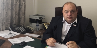 Министр Олег Костин поработает простым врачом в поликлинике