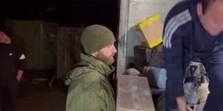 Общественник Максюта доставил гуманитарку 94-му полку с саратовскими бойцами