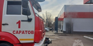 В Волжском районе загорелся склад сетевого магазина