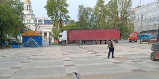 После инцидента с грузовиком на площадь Кирова больше не пустят автомобили После инцидента с грузовиком на площадь Кирова больше не пустят автомобили