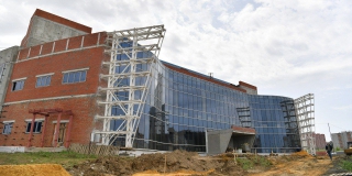 �� ���������� ������������� �������������� �������-����� �������� 371,4 ��� ������