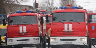 � �������� ����� ����� � �������� �������. ������� �������� 200 ��. �