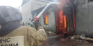 ������� ������ �� ������ �� ������� ������� �� 400 ��. �. ��������� �������