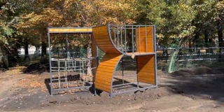 Панков: В саду Липки усиленными темпами устанавливают новое детское оборудование