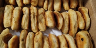 «Серебряные волонтеры» приготовили для саратовских бойцов СВО 535 пирожков