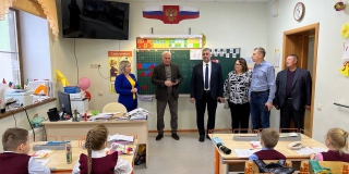 Депутат Панков вместе с учителями из Алексеевки посетил Смоленскую область