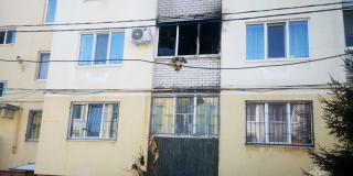 Жильцы дома на Самойловской спасли соседей снизу во время пожара