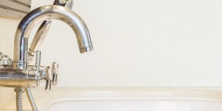 В Энгельсе и пяти поселках более чем на сутки отключат холодную воду В Энгельсе и пяти поселках более чем на сутки отключат холодную воду