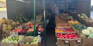 В Юбилейном провели «зачистку» от нелегальных уличных торговцев В Юбилейном провели «зачистку» от нелегальных уличных торговцев