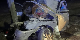 В Гагаринском районе «ВАЗ» врезался в столб. Водитель скончался В Гагаринском районе «ВАЗ» врезался в столб. Водитель скончался