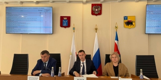 В Энгельсе восстановят систему ливневок и водоотводных колодцев В Энгельсе восстановят систему ливневок и водоотводных колодцев