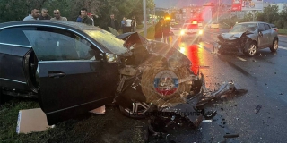 На Ново-Астраханском шоссе 4 человека ранены в ДТП с «Мерседесом» и «Ниссаном» На Ново-Астраханском шоссе 4 человека ранены в ДТП с «Мерседесом» и «Ниссаном»