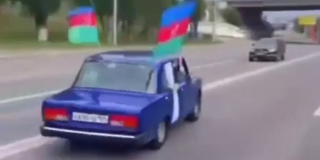 Диаспора о заезде лихачей с флагами Азербайджана в Саратове: Надо их наказывать! Диаспора о заезде лихачей с флагами Азербайджана в Саратове: Надо их наказывать!