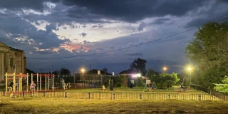 В Старицком по инициативе сельчан построили площадку для игры в футбол и стритбол В Старицком по инициативе сельчан построили площадку для игры в футбол и стритбол