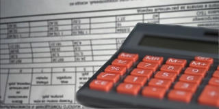 Саратовские семьи в среднем платят за ЖКУ более 4 тысяч рублей в месяц Саратовские семьи в среднем платят за ЖКУ более 4 тысяч рублей в месяц