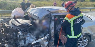 В Хвалынском районе в ДТП с иномарками погиб мужчина и пострадала женщина В Хвалынском районе в ДТП с иномарками погиб мужчина и пострадала женщина