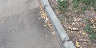 На Кавказском проезде, 11 поврежден борт На Кавказском проезде, 11 поврежден борт