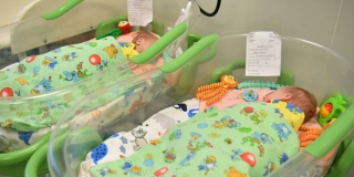 Для саратовчанок введут выплаты за рождение двойняшек и тройняшек Для саратовчанок введут выплаты за рождение двойняшек и тройняшек