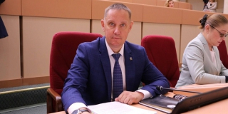 Депутат облдумы просит силовиков проверить противников новой школы в Саратове Депутат облдумы просит силовиков проверить противников новой школы в Саратове