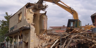 В Энгельсе запланировали снос шести многоквартирных домов В Энгельсе запланировали снос шести многоквартирных домов