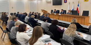 В Энгельсе для обработки жалоб в интернете создан муниципальный центр управления В Энгельсе для обработки жалоб в интернете создан муниципальный центр управления