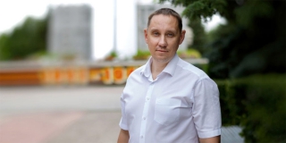 Гладков сравнил нападки курихинского СМИ на Арбитраж с «наездом в стиле 90-х» Гладков сравнил нападки курихинского СМИ на Арбитраж с «наездом в стиле 90-х»