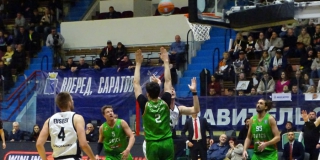 «Автодор» с двумя иностранцами сыграл против УНИКСа и проиграл «Автодор» с двумя иностранцами сыграл против УНИКСа и проиграл