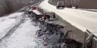 Из-за оползня разрушился участок трассы между Балашовом и Ртищево Из-за оползня разрушился участок трассы между Балашовом и Ртищево