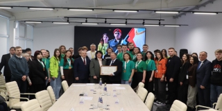 В Саратове школьников наградили за победы в чемпионатах профмастерства В Саратове школьников наградили за победы в чемпионатах профмастерства