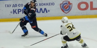 «Кристалл» дома победил хоккеистов из Пензы со счетом 5:0 «Кристалл» дома победил хоккеистов из Пензы со счетом 5:0