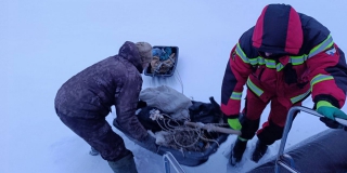 Под Саратовом двоих мужчин унесло на льдине Под Саратовом двоих мужчин унесло на льдине