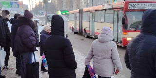 Жалобы на работу автобусов в Саратове и Энгельсе: депутаты требуют принять меры Жалобы на работу автобусов в Саратове и Энгельсе: депутаты требуют принять меры