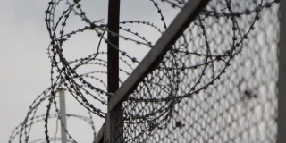 Курьера мошенников в Энгельсе отправили в колонию за хищение 480 тысяч у старика Курьера мошенников в Энгельсе отправили в колонию за хищение 480 тысяч у старика