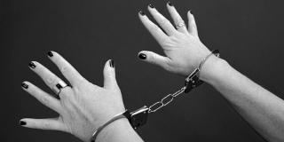 В Саратове иностранка осуждена на 7 лет за закладку наркотиков В Саратове иностранка осуждена на 7 лет за закладку наркотиков