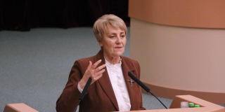 Антонина Галяшкина стала главой фракции «Единая Россия» в Саратовской облдуме Антонина Галяшкина стала главой фракции «Единая Россия» в Саратовской облдуме