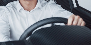 В Калининске уголовник на «копейке» протаранил трактор и стал фигурантом дела В Калининске уголовник на «копейке» протаранил трактор и стал фигурантом дела