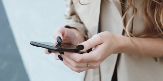 В Волжском районе 17-летняя девушка отдала мошеннику деньги на «похороны» В Волжском районе 17-летняя девушка отдала мошеннику деньги на «похороны»