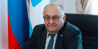 ������ 100 ���������� �������� ������ � �������� � ������ ����