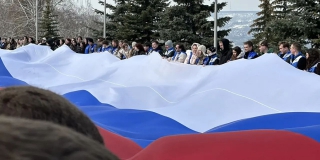 � ��������� ���������� 100-�������� ���� � ����� ������������� � ������