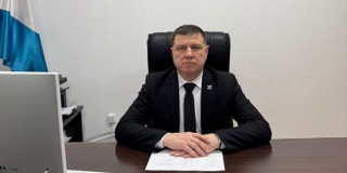 Главе Фрунзенского района объявили выговор за провал аукциона на ремонт школы №1 Главе Фрунзенского района объявили выговор за провал аукциона на ремонт школы №1