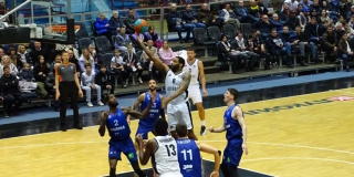 �������� ���� ������� ��������� ����� ������ � �������� � 3 ����