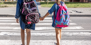 Россияне не хотят сокращения дистанции между школами и точками продажи табака Россияне не хотят сокращения дистанции между школами и точками продажи табака