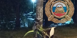 В Балакове 17-летний водитель питбайка пострадал при наезде на бордюр В Балакове 17-летний водитель питбайка пострадал при наезде на бордюр